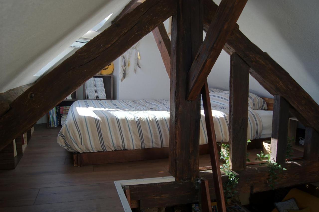 Apartment Le Perchoir De St-antoine - Centre Historique D'honfleur Avec Vue Sur Le Port, Netflix, Jeux, Vinyles *