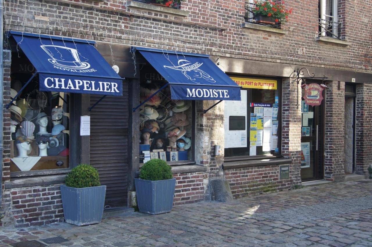 Apartment Le Perchoir De St-antoine - Centre Historique D'honfleur Avec Vue Sur Le Port, Netflix, Jeux, Vinyles